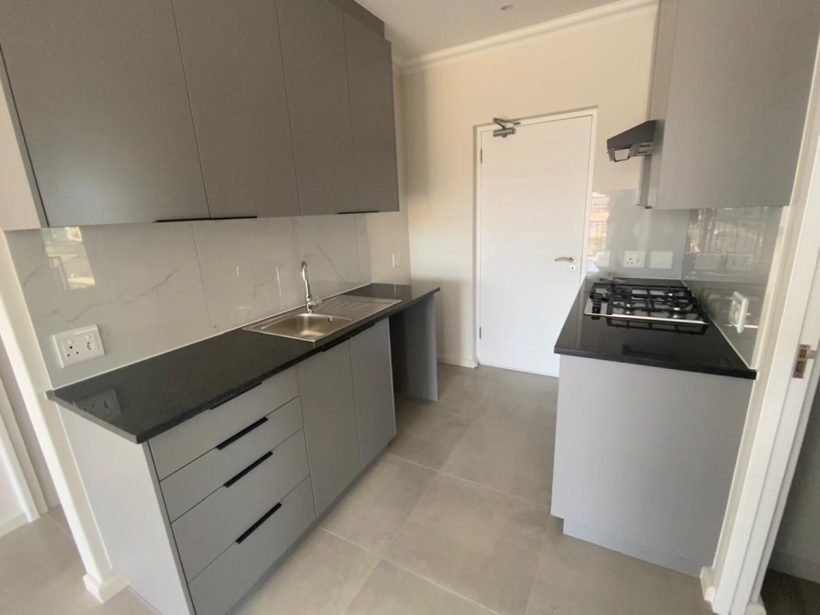 2 Bedroom Property for Sale in Table View Western Cape